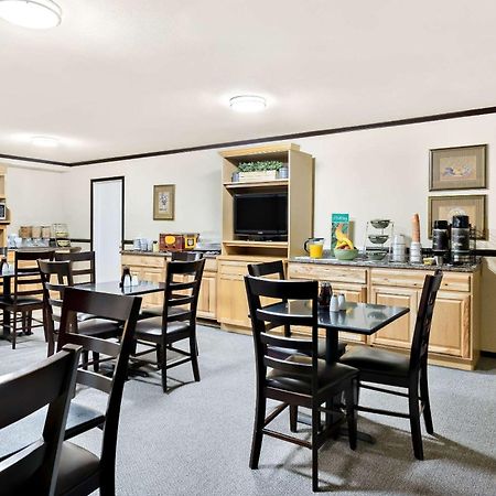 Quality Inn Mount Vernon Buitenkant foto