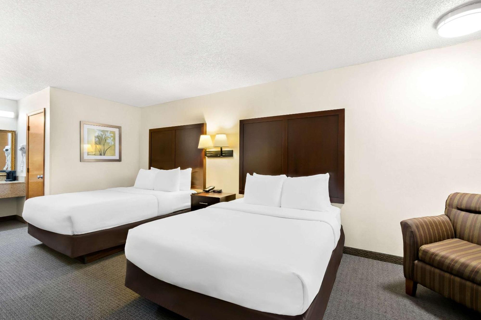 Quality Inn Mount Vernon Buitenkant foto