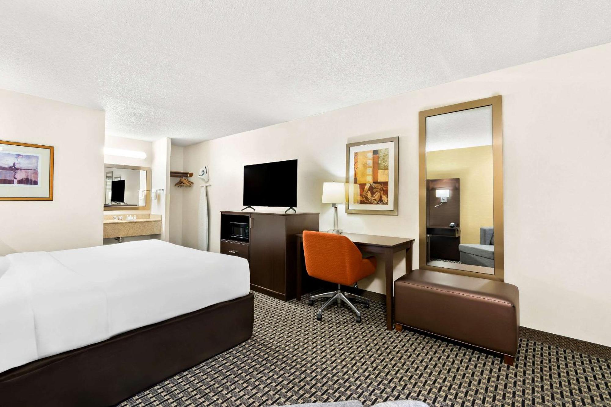 Quality Inn Mount Vernon Buitenkant foto