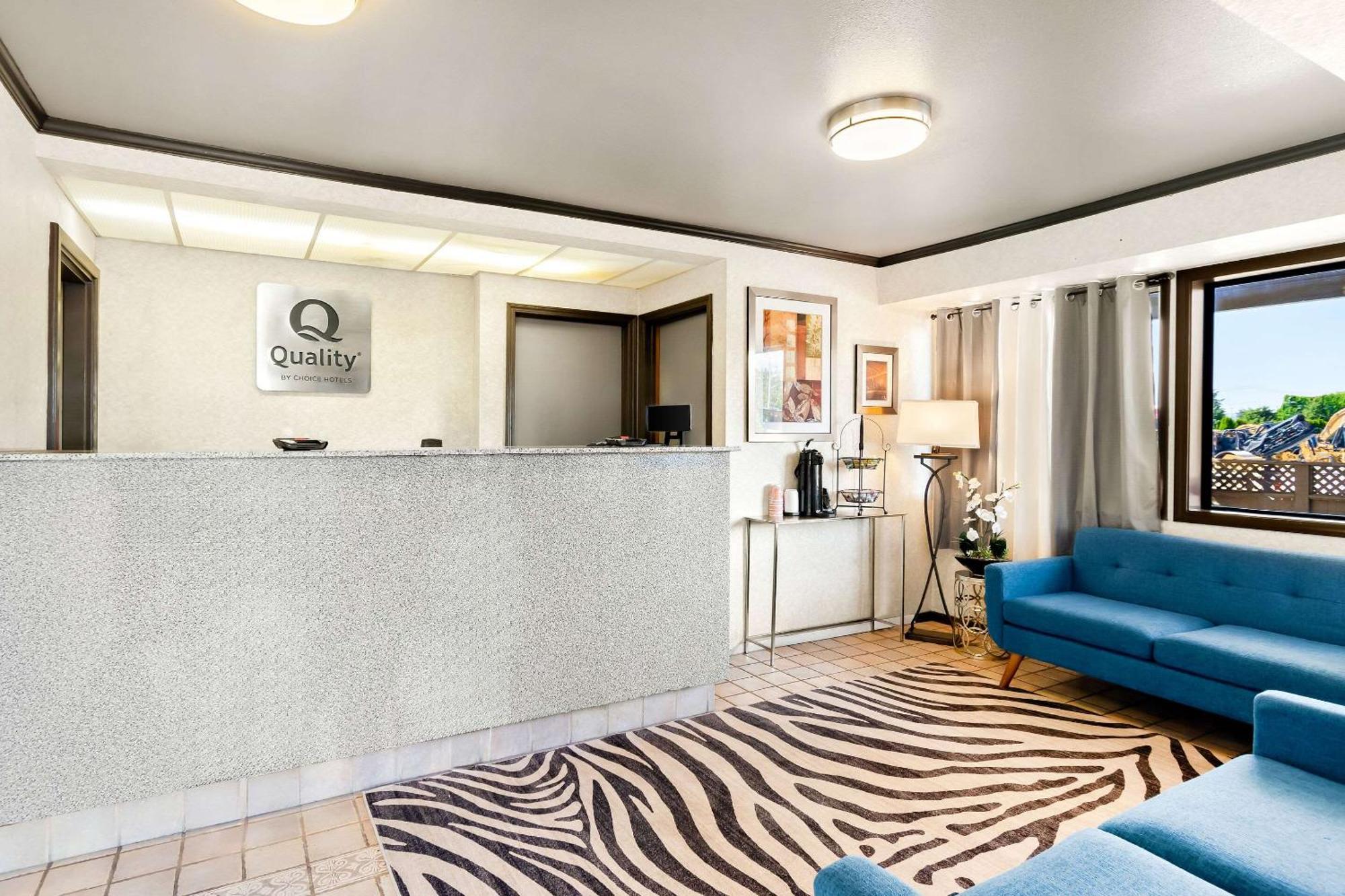Quality Inn Mount Vernon Buitenkant foto