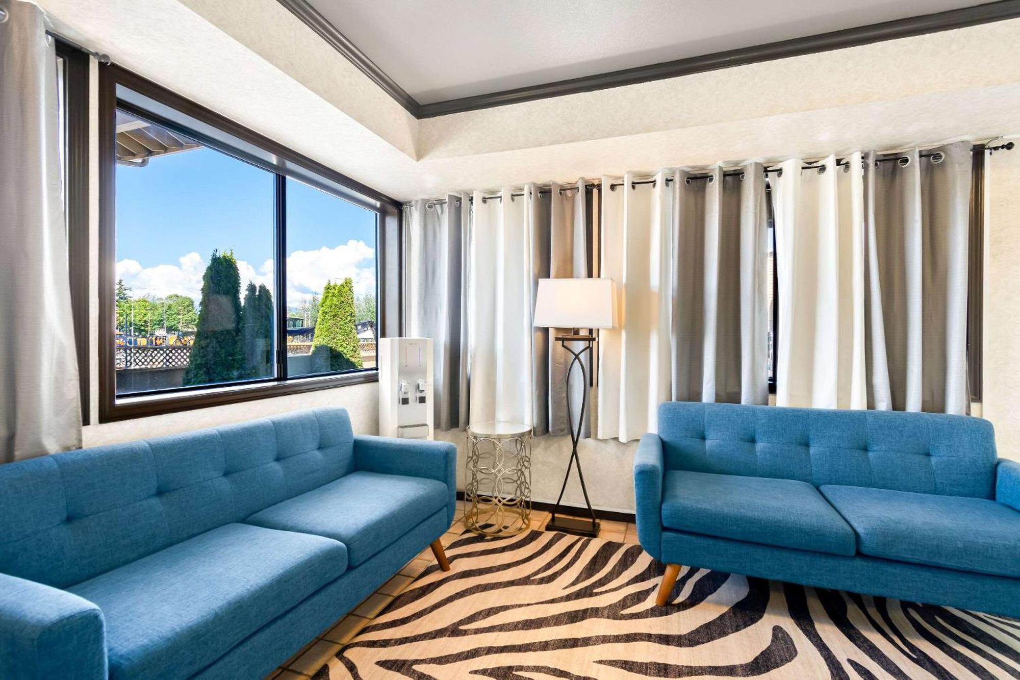 Quality Inn Mount Vernon Buitenkant foto
