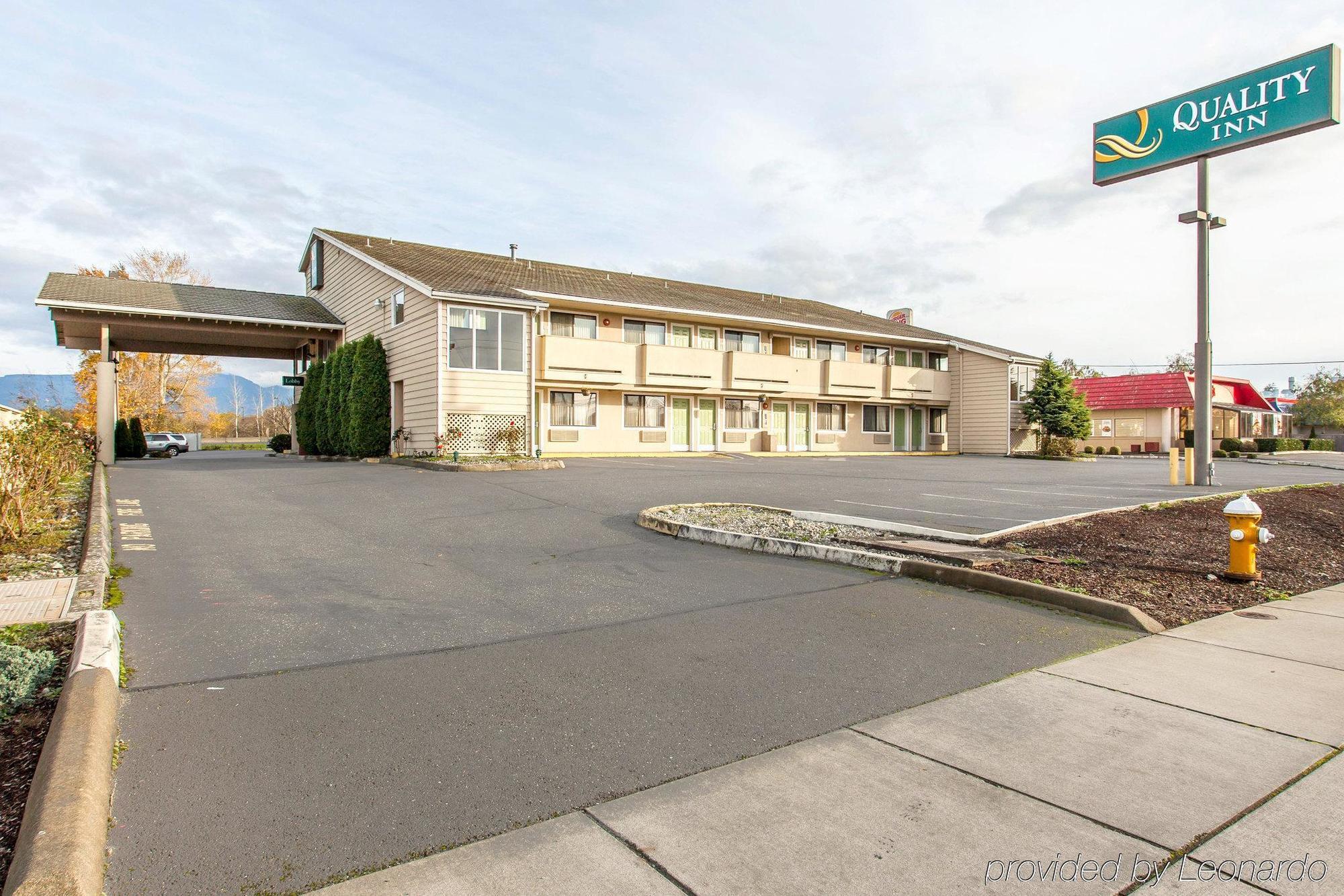 Quality Inn Mount Vernon Buitenkant foto