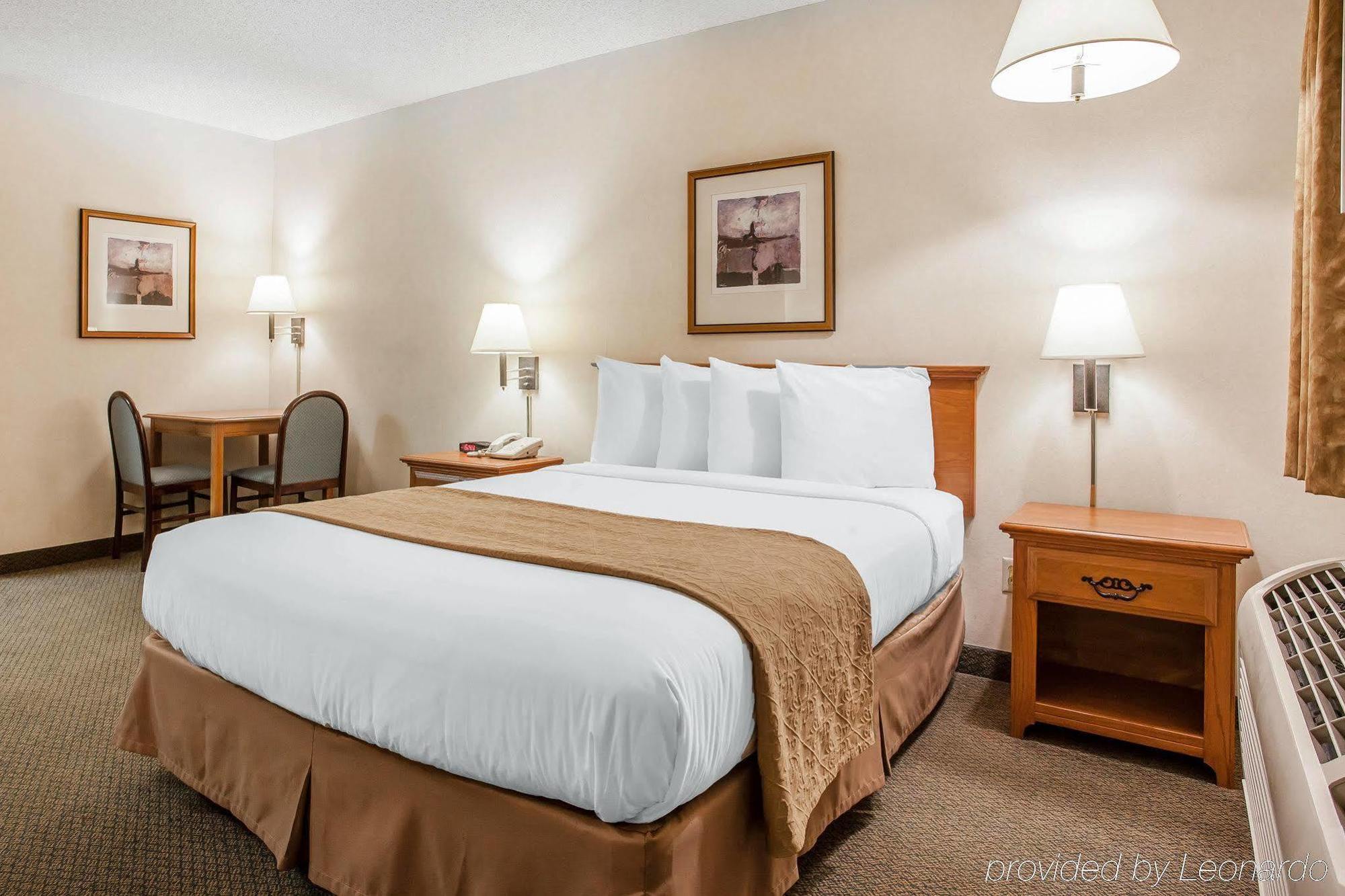 Quality Inn Mount Vernon Buitenkant foto