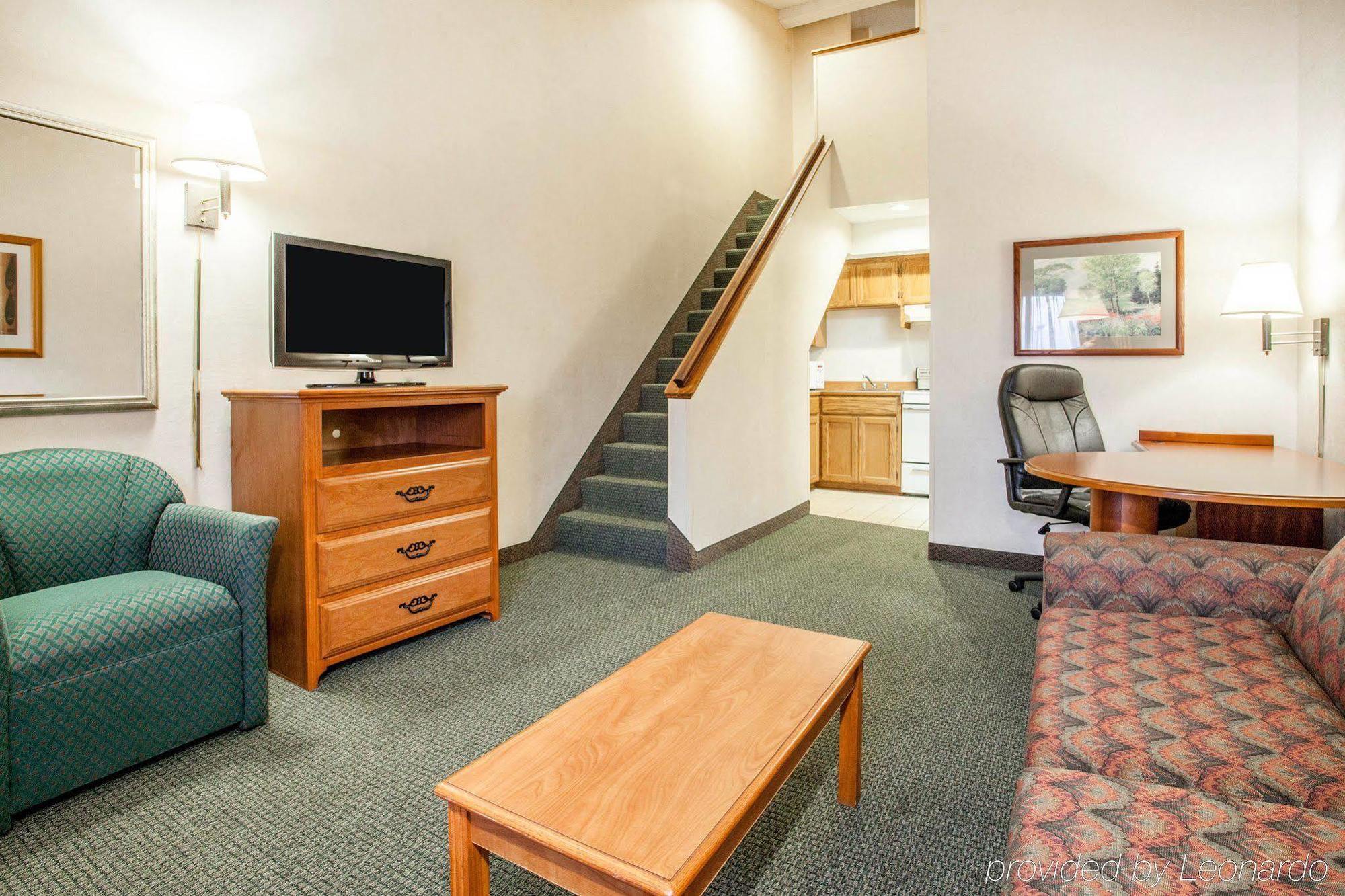 Quality Inn Mount Vernon Buitenkant foto